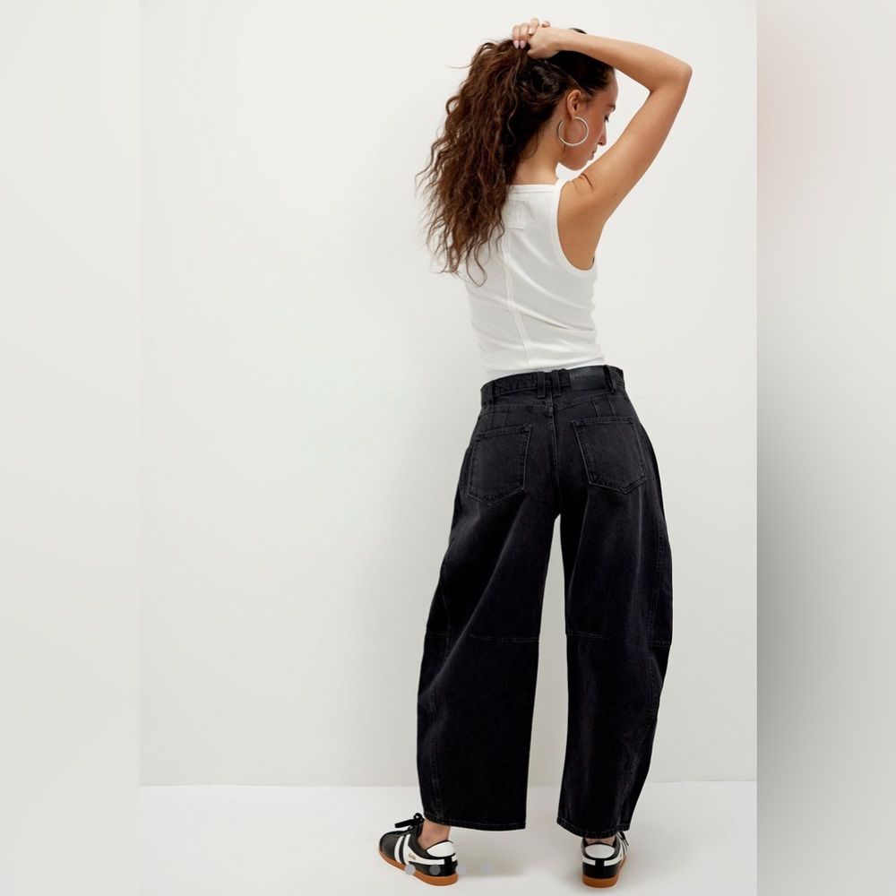 Free People Curvy Venus Barrel Jeans - Picture 2 of 10